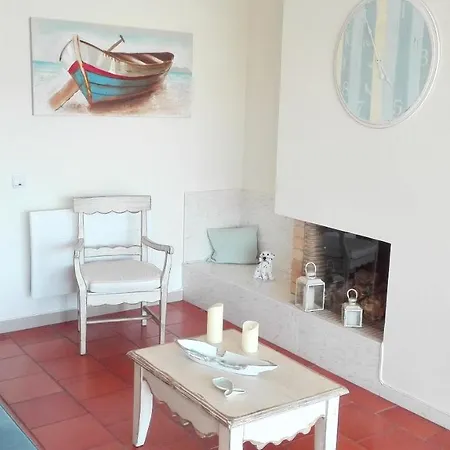With One Bedroom In Lagos, With Wonderful Sea View, Furnished Terra... Apartamento