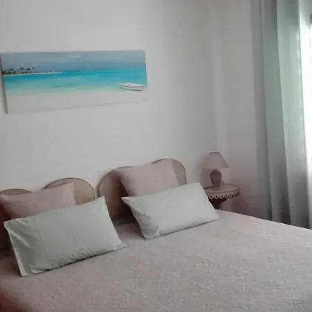 With One Bedroom In Lagos, With Wonderful Sea View, Furnished Terra... *